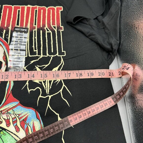 Falling In Reverse Reaper World T-Shirt LARGE New - Picture 3 of 5